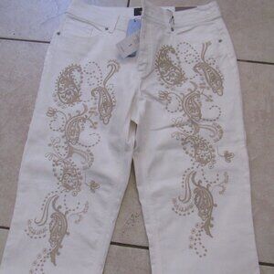 Chico's So Slimming size 1 Paisley Embroidery Mid-Rise Cropped Jeans White